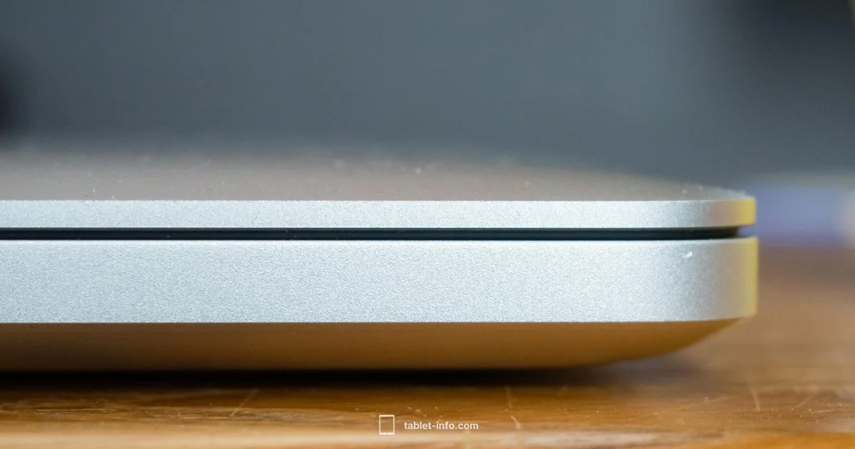 iPad vs MacBook iPad vs MacBook - Tablet Info