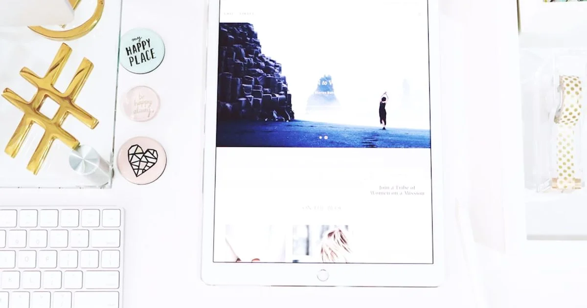 ipad 5th Essentials ipad 5th Essentials - Tablet Info